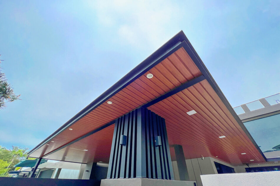 Woodgrain Aluminium Strip Ceiling
